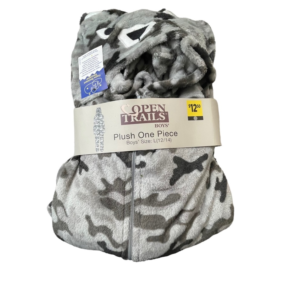Open Trails Plush one piece Boys Size L (12/14)
